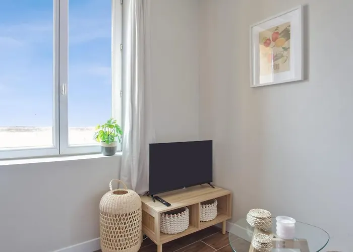 Claro - Welkeys Apartman Bandol